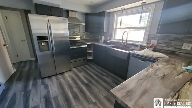 103 Valleyview Avenue, Jamestown, New York 14701, Jamestown, New York 14701, 3 Bedrooms Bedrooms, 8 Rooms Rooms,1 BathroomBathrooms,Residential Lease,For Rent,103 Valleyview Avenue, Jamestown, New York 14701,R1621538