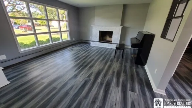 103 Valleyview Avenue, Jamestown, New York 14701, Jamestown, New York 14701, 3 Bedrooms Bedrooms, 8 Rooms Rooms,1 BathroomBathrooms,Residential Lease,For Rent,103 Valleyview Avenue, Jamestown, New York 14701,R1621538