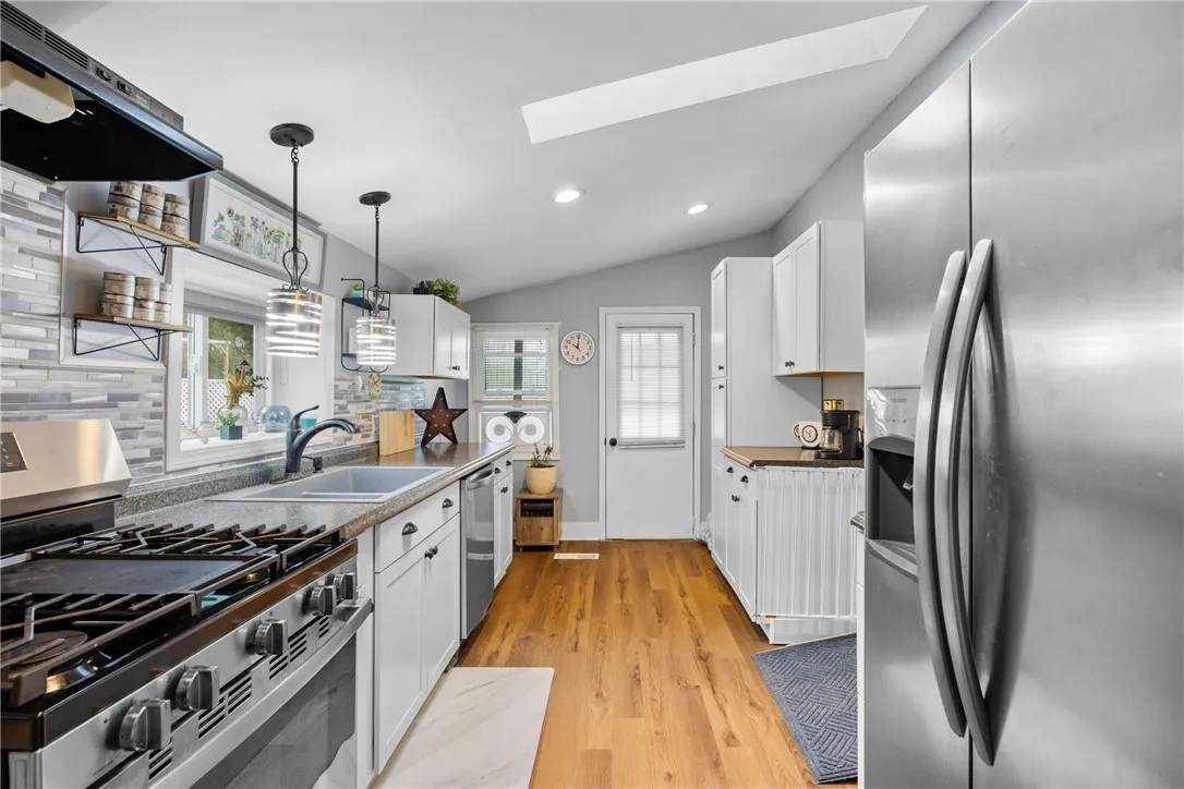 11 Orchard Street, Galen, New York 14433, Galen, New York 14433, 4 Bedrooms Bedrooms, 7 Rooms Rooms,1 BathroomBathrooms,Residential,For Sale,11 Orchard Street, Galen, New York 14433,R1623096