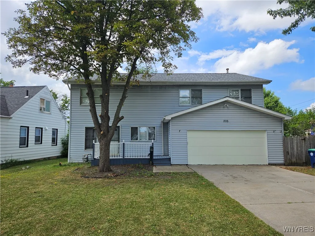 206 Hillcrest Drive, Amherst, New York 14226, Amherst, New York 14226, 4 Bedrooms Bedrooms, 9 Rooms Rooms,2 BathroomsBathrooms,Residential Lease,For Rent,206 Hillcrest Drive, Amherst, New York 14226,B1623952