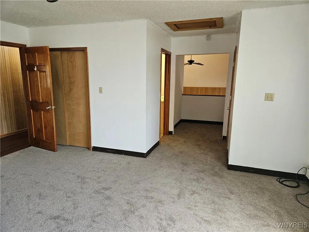 206 Hillcrest Drive, Amherst, New York 14226, Amherst, New York 14226, 4 Bedrooms Bedrooms, 9 Rooms Rooms,2 BathroomsBathrooms,Residential Lease,For Rent,206 Hillcrest Drive, Amherst, New York 14226,B1623952