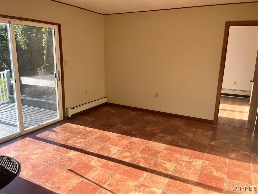 206 Hillcrest Drive, Amherst, New York 14226, Amherst, New York 14226, 4 Bedrooms Bedrooms, 9 Rooms Rooms,2 BathroomsBathrooms,Residential Lease,For Rent,206 Hillcrest Drive, Amherst, New York 14226,B1623952