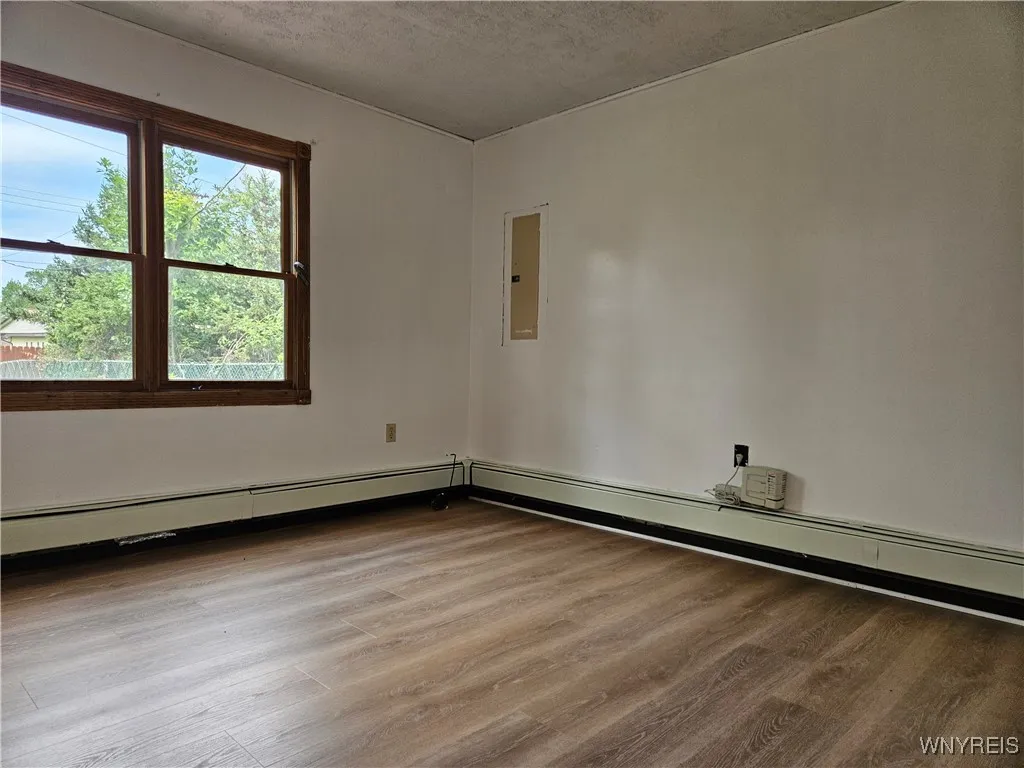 206 Hillcrest Drive, Amherst, New York 14226, Amherst, New York 14226, 4 Bedrooms Bedrooms, 9 Rooms Rooms,2 BathroomsBathrooms,Residential Lease,For Rent,206 Hillcrest Drive, Amherst, New York 14226,B1623952