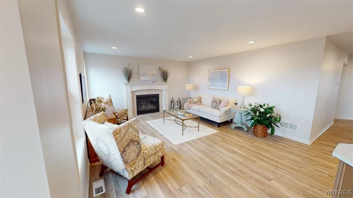 6670 Curtis Court, Lockport Town, New York 14094, Lockport Town, New York 14094, 2 Bedrooms Bedrooms, 5 Rooms Rooms,2 BathroomsBathrooms,Residential,Closed,6670 Curtis Court, Lockport Town, New York 14094,0,B1624038