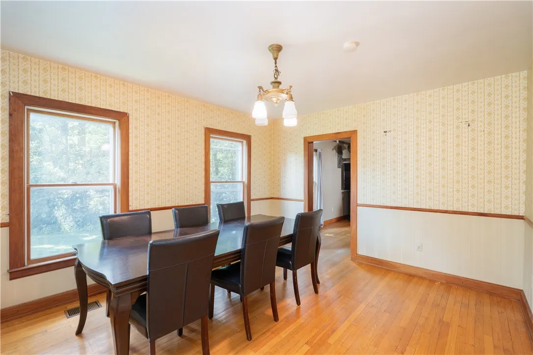 260 Summit Avenue, Warsaw, New York 14569, Warsaw, New York 14569, 5 Bedrooms Bedrooms, 10 Rooms Rooms,2 BathroomsBathrooms,Residential,For Sale,260 Summit Avenue, Warsaw, New York 14569,R1622207
