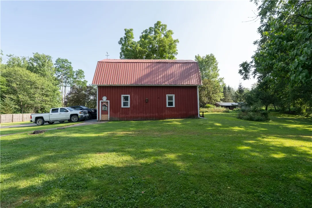 260 Summit Avenue, Warsaw, New York 14569, Warsaw, New York 14569, 5 Bedrooms Bedrooms, 10 Rooms Rooms,2 BathroomsBathrooms,Residential,For Sale,260 Summit Avenue, Warsaw, New York 14569,R1622207