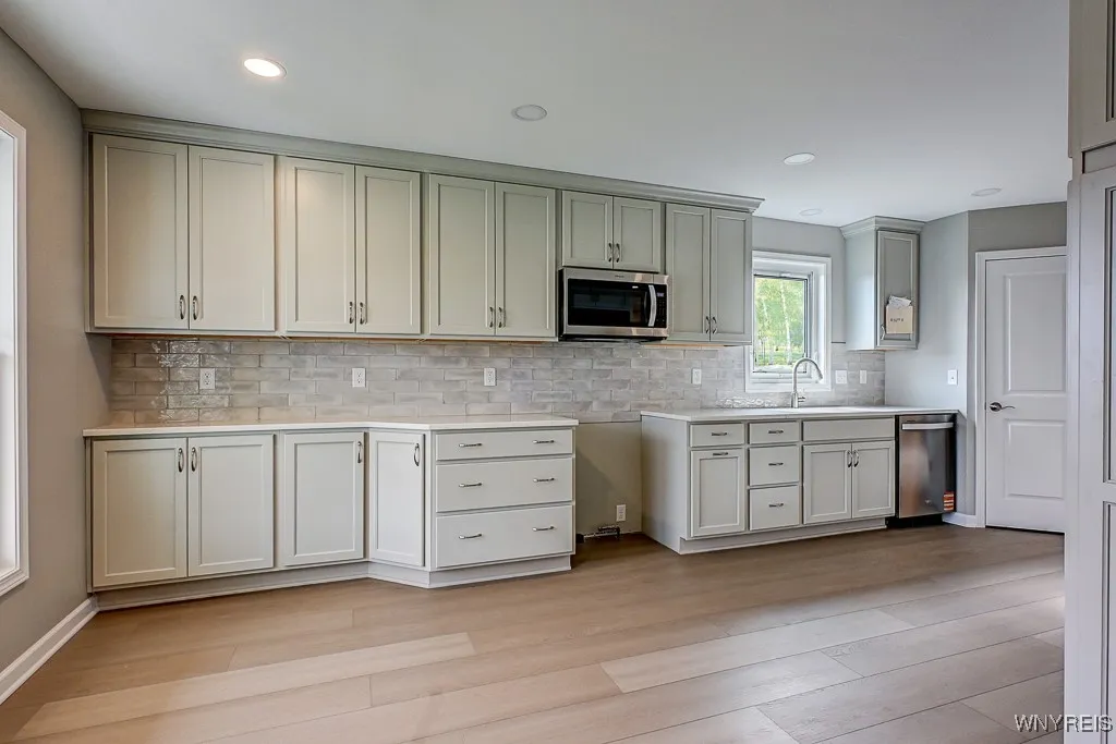 6685 Curtis Court, Lockport Town, New York 14094, Lockport Town, New York 14094, 2 Bedrooms Bedrooms, 7 Rooms Rooms,2 BathroomsBathrooms,Residential,For Sale,6685 Curtis Court, Lockport Town, New York 14094,0,B1624046