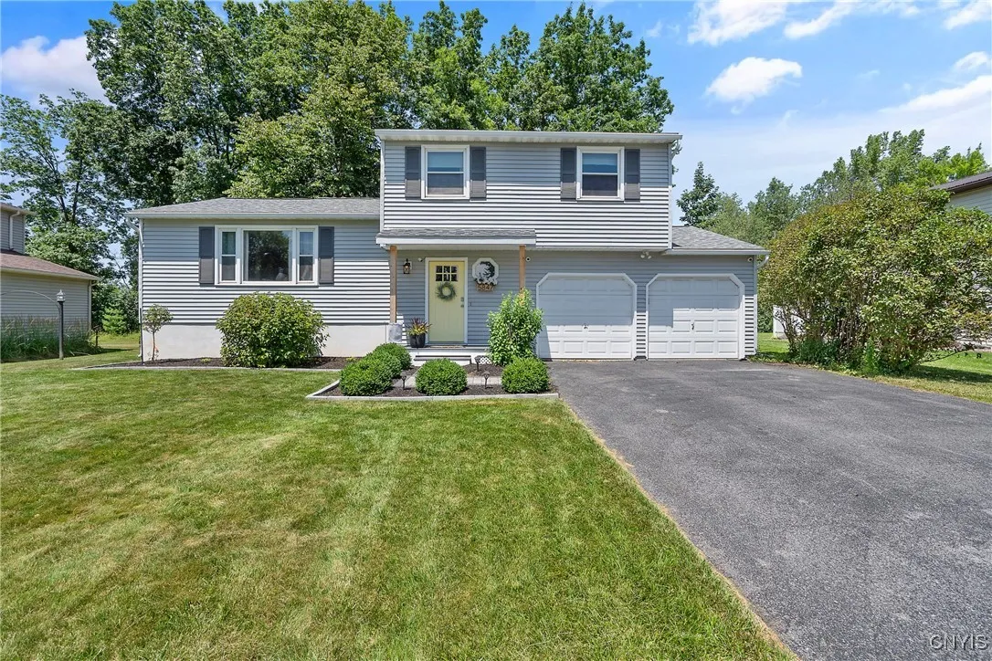 5847 Rita Lane, Cicero, New York 13039, Cicero, New York 13039, 3 Bedrooms Bedrooms, 8 Rooms Rooms,2 BathroomsBathrooms,Residential,For Sale,5847 Rita Lane, Cicero, New York 13039,S1623093
