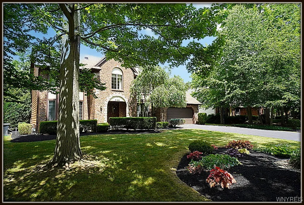 7199 Woodhaven Drive, Lockport Town, New York 1409, Lockport Town, New York 14094, 4 Bedrooms Bedrooms, 7 Rooms Rooms,2 BathroomsBathrooms,Residential,Closed,7199 Woodhaven Drive, Lockport Town, New York 1409,0,B1621490