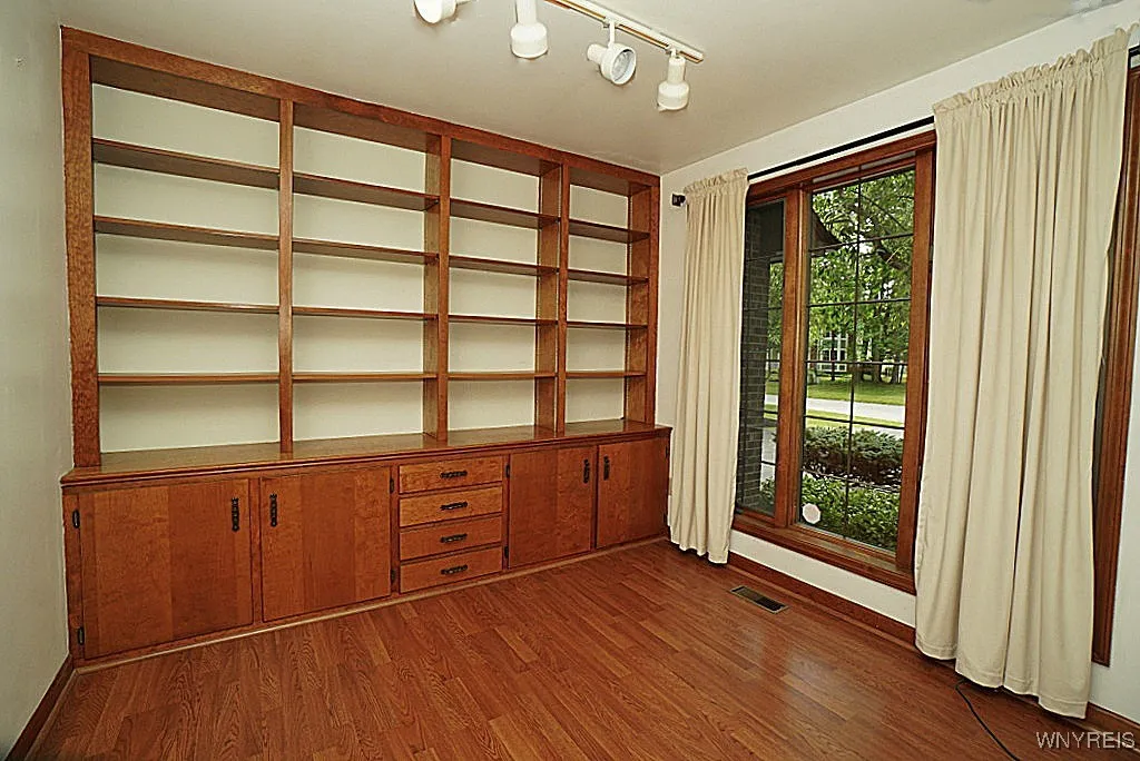 First floor office with built in bookcase and storage