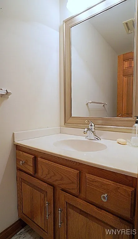 7199 Woodhaven Drive, Lockport Town, New York 1409, Lockport Town, New York 14094, 4 Bedrooms Bedrooms, 7 Rooms Rooms,2 BathroomsBathrooms,Residential,Closed,7199 Woodhaven Drive, Lockport Town, New York 1409,0,B1621490