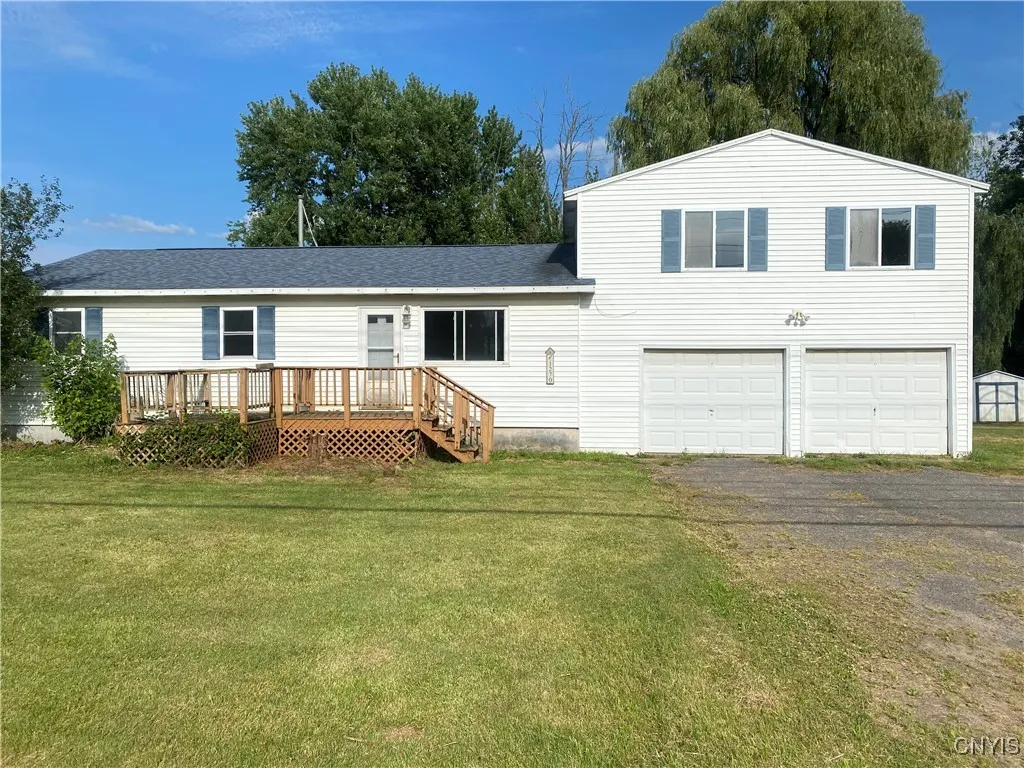 1270 County Route 12, Schroeppel, New York 13132, Schroeppel, New York 13132, 4 Bedrooms Bedrooms, 9 Rooms Rooms,2 BathroomsBathrooms,Residential,For Sale,1270 County Route 12, Schroeppel, New York 13132,0,S1624114