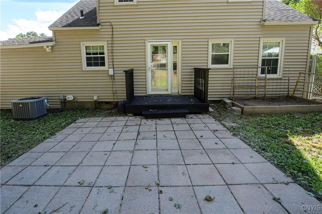 102 Janet Drive, Syracuse, New York 13224, Syracuse, New York 13224, 4 Bedrooms Bedrooms, 8 Rooms Rooms,2 BathroomsBathrooms,Residential,Closed,102 Janet Drive, Syracuse, New York 13224,0,S1623326