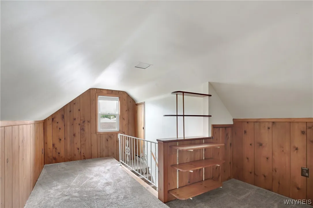 2nd Floor Hallway/Bonus Space