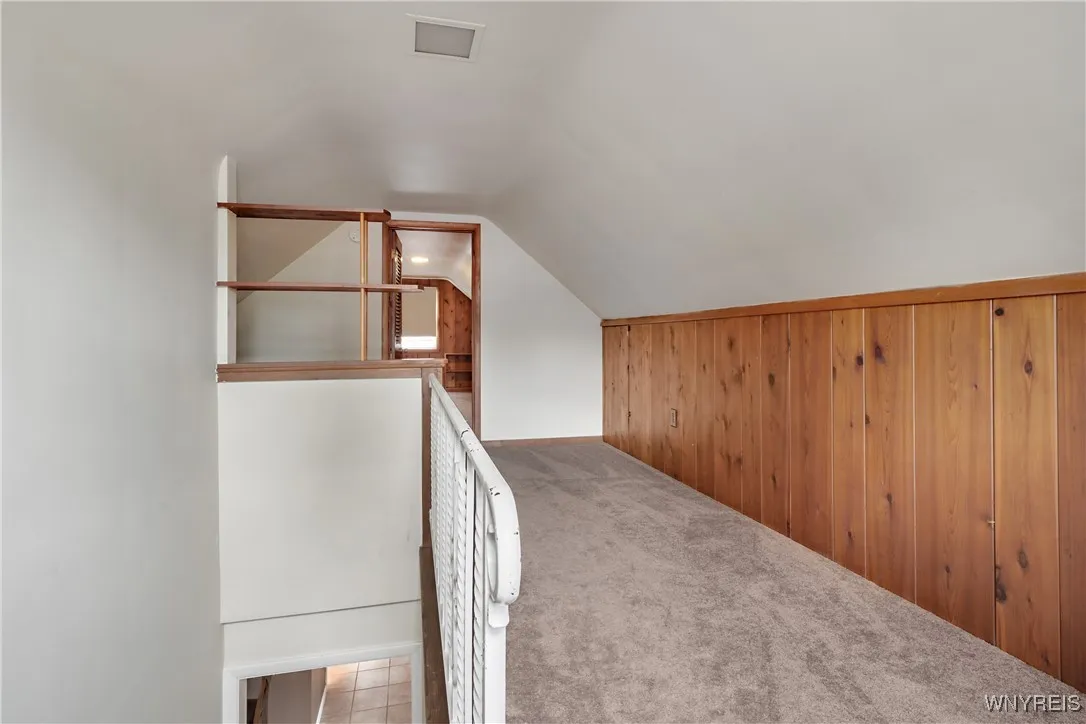 2nd Floor Hallway/Bonus Space