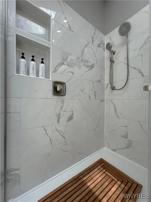 84 Brianwood Drive, West Seneca, New York 14224, West Seneca, New York 14224, 4 Bedrooms Bedrooms, 9 Rooms Rooms,2 BathroomsBathrooms,Residential,Closed,84 Brianwood Drive, West Seneca, New York 14224,0,B1621527