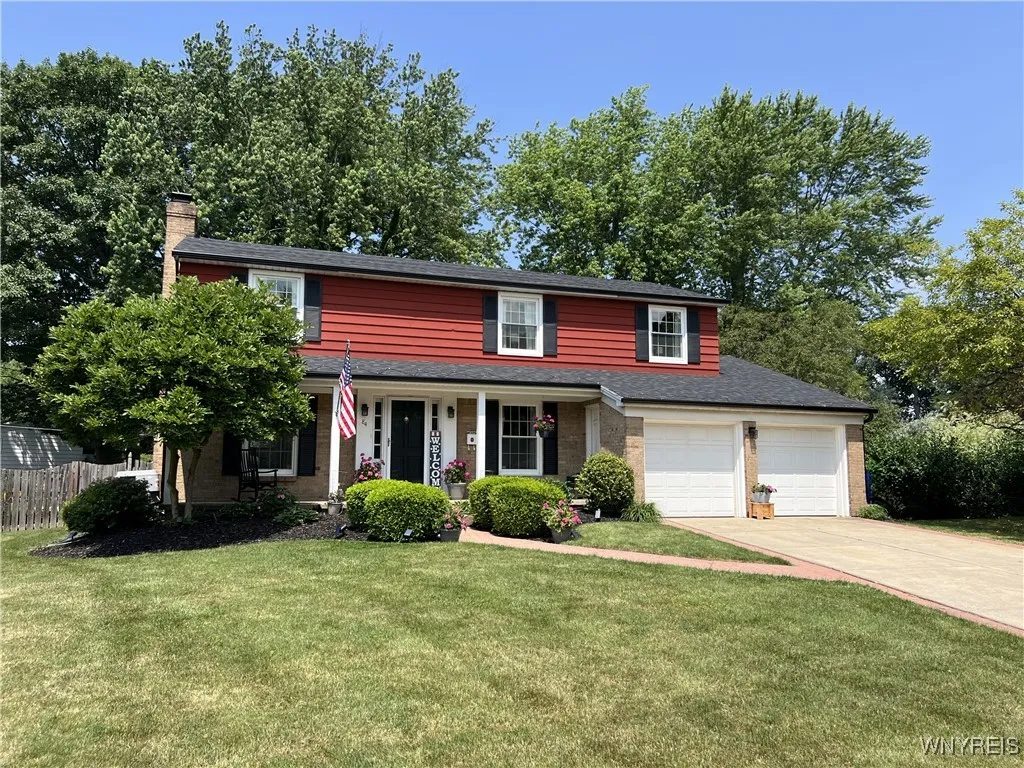 84 Brianwood Drive, West Seneca, New York 14224, West Seneca, New York 14224, 4 Bedrooms Bedrooms, 9 Rooms Rooms,2 BathroomsBathrooms,Residential,Closed,84 Brianwood Drive, West Seneca, New York 14224,0,B1621527