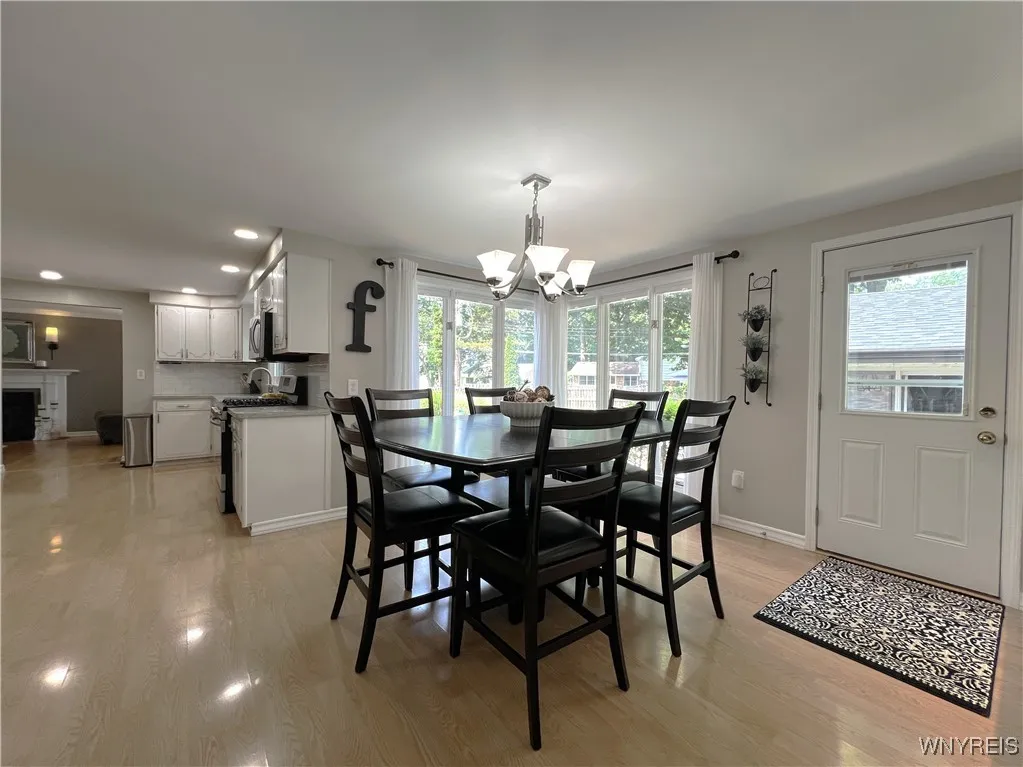 84 Brianwood Drive, West Seneca, New York 14224, West Seneca, New York 14224, 4 Bedrooms Bedrooms, 9 Rooms Rooms,2 BathroomsBathrooms,Residential,Closed,84 Brianwood Drive, West Seneca, New York 14224,0,B1621527