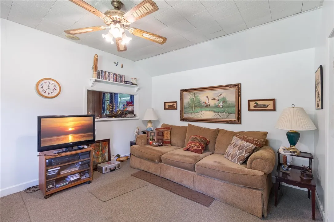 7674 Cardinal Road, Wolcott, New York 14590, Wolcott, New York 14590, 3 Bedrooms Bedrooms, 6 Rooms Rooms,1 BathroomBathrooms,Residential,For Sale,7674 Cardinal Road, Wolcott, New York 14590,0,R1622570