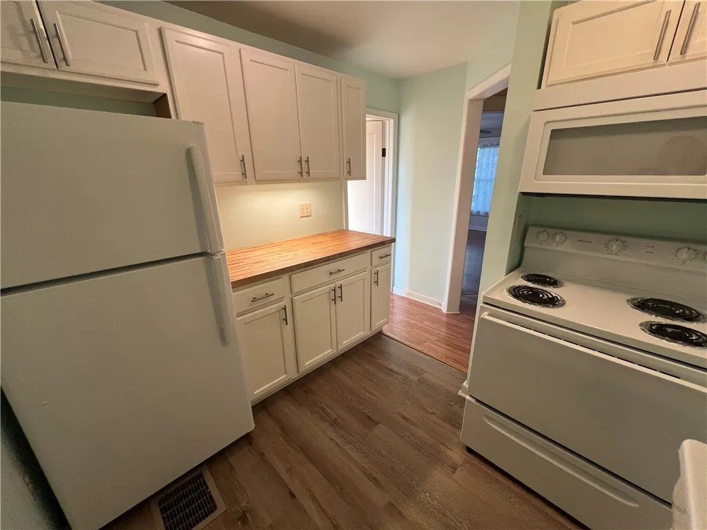750 Maple Ave, Elmira City, New York 14904, Elmira City, New York 14904, 4 Bedrooms Bedrooms, ,2 BathroomsBathrooms,Residential,Closed,750 Maple Ave, Elmira City, New York 14904,0,R1622943 750 Maple Ave, Elmira City, New York 14904, Elmira City, New York 14904, 4 Bedrooms Bedrooms, ,2 BathroomsBathrooms,Residential,Closed,750 Maple Ave, Elmira City, New York 14904,0,R1622943