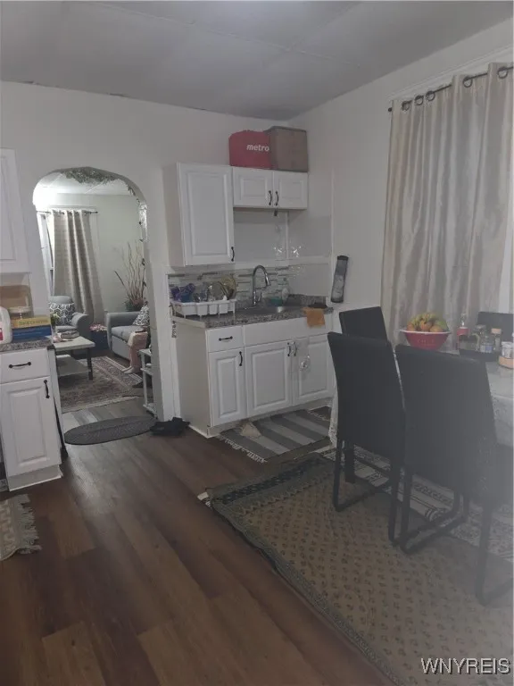 88 Weaver Street, Buffalo, New York 14206, Buffalo, New York 14206, 4 Bedrooms Bedrooms, ,2 BathroomsBathrooms,Residential,For Sale,88 Weaver Street, Buffalo, New York 14206,B1622620