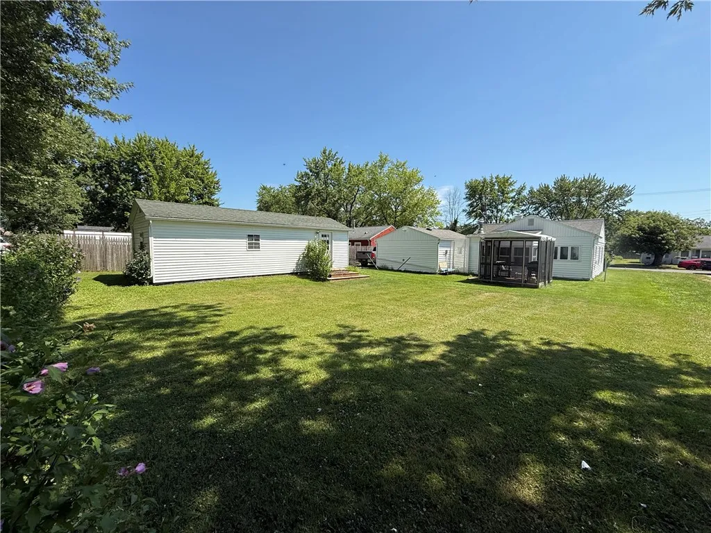 3 Barham Avenue, Waterloo, New York 13165, Waterloo, New York 13165, 2 Bedrooms Bedrooms, 7 Rooms Rooms,1 BathroomBathrooms,Residential,Closed,3 Barham Avenue, Waterloo, New York 13165,0,R1623915