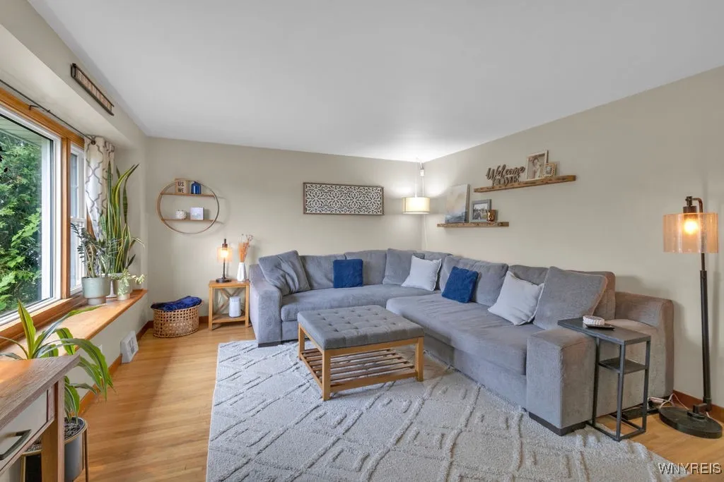 64 Albion Avenue, Amherst, New York 14226, Amherst, New York 14226, 3 Bedrooms Bedrooms, 7 Rooms Rooms,2 BathroomsBathrooms,Residential,Closed,64 Albion Avenue, Amherst, New York 14226,0,B1622952