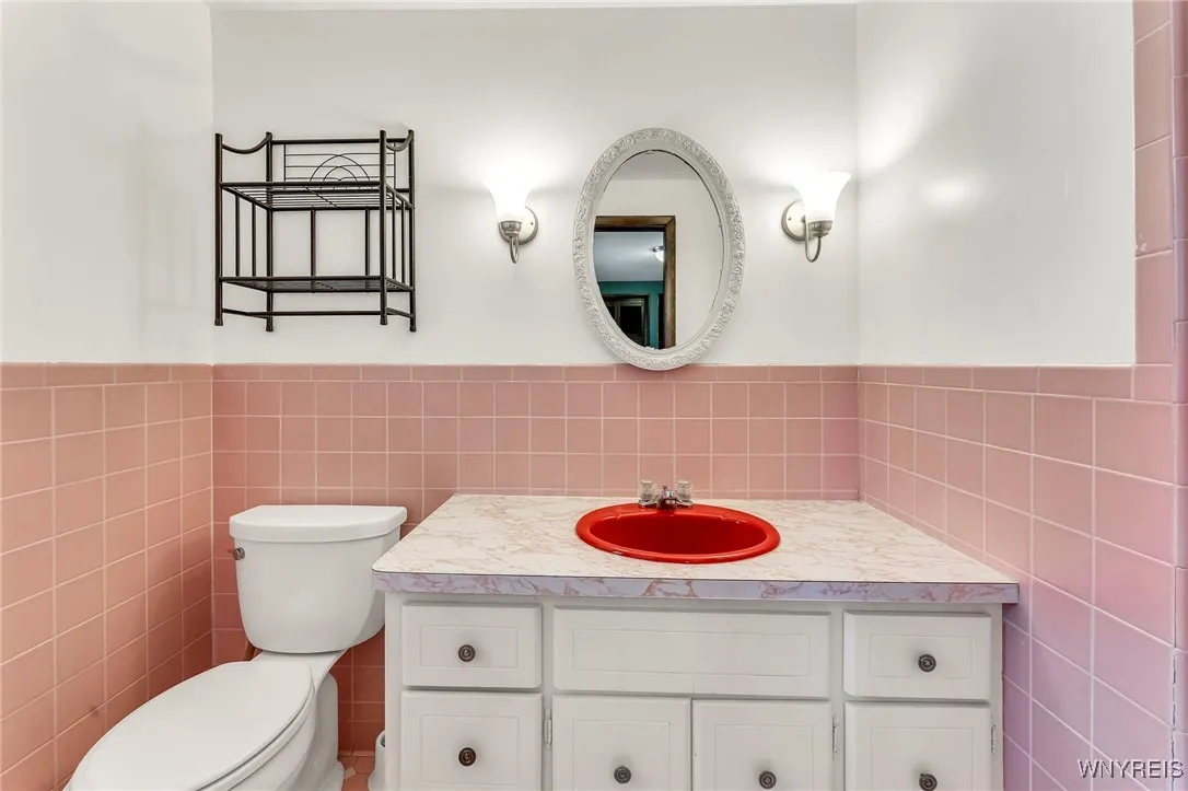 70 Sundown, Amherst, New York 14221, Amherst, New York 14221, 3 Bedrooms Bedrooms, 7 Rooms Rooms,2 BathroomsBathrooms,Residential,Closed,70 Sundown, Amherst, New York 14221,0,B1624023