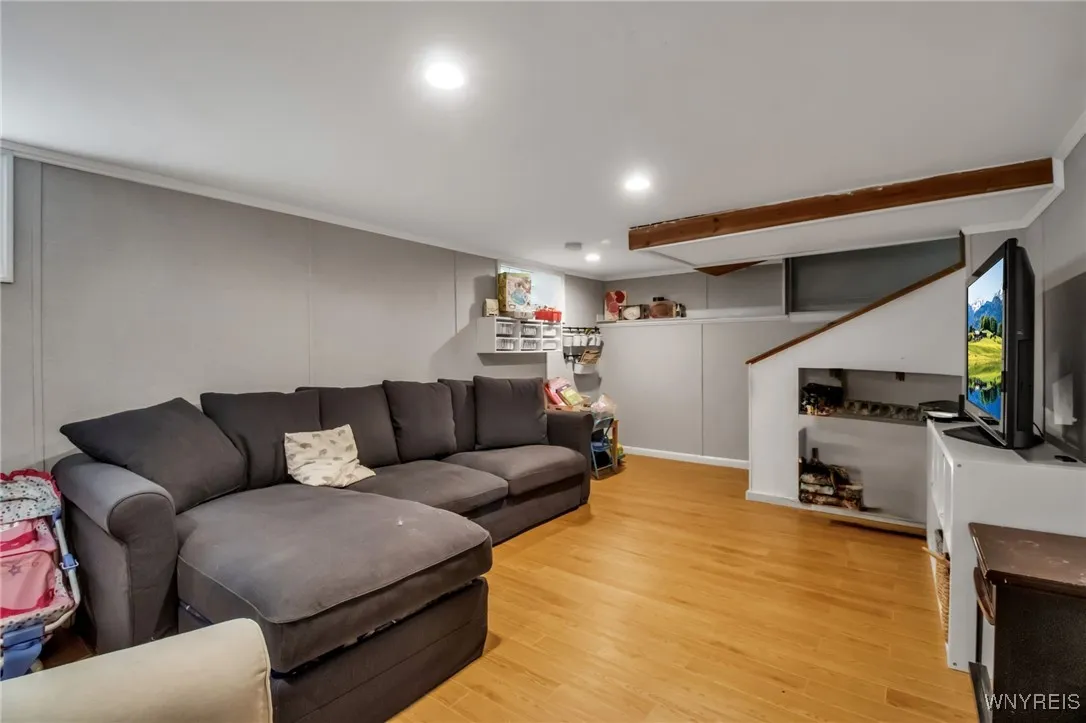 82 Sargent Drive, Amherst, New York 14226, Amherst, New York 14226, 4 Bedrooms Bedrooms, 8 Rooms Rooms,1 BathroomBathrooms,Residential,Closed,82 Sargent Drive, Amherst, New York 14226,0,B1624120