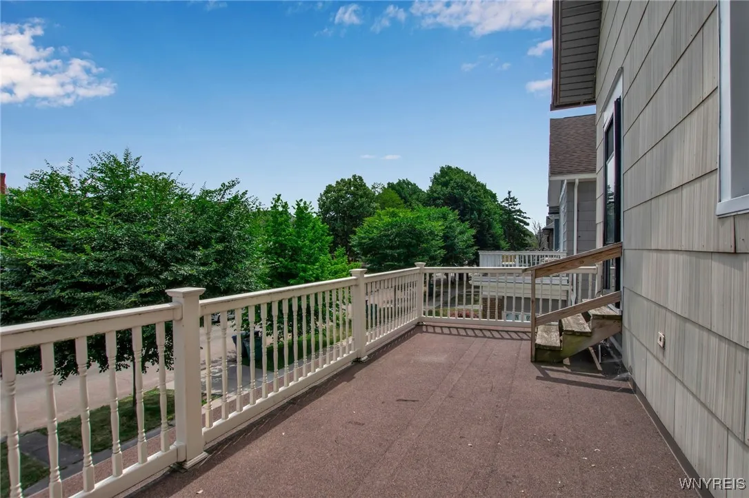 800 Columbus Parkway, Buffalo, New York 14213, Buffalo, New York 14213, 6 Bedrooms Bedrooms, ,2 BathroomsBathrooms,Residential,For Sale,800 Columbus Parkway, Buffalo, New York 14213,B1621929