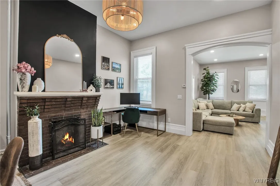 800 Columbus Parkway, Buffalo, New York 14213, Buffalo, New York 14213, 6 Bedrooms Bedrooms, ,2 BathroomsBathrooms,Residential,For Sale,800 Columbus Parkway, Buffalo, New York 14213,B1621929