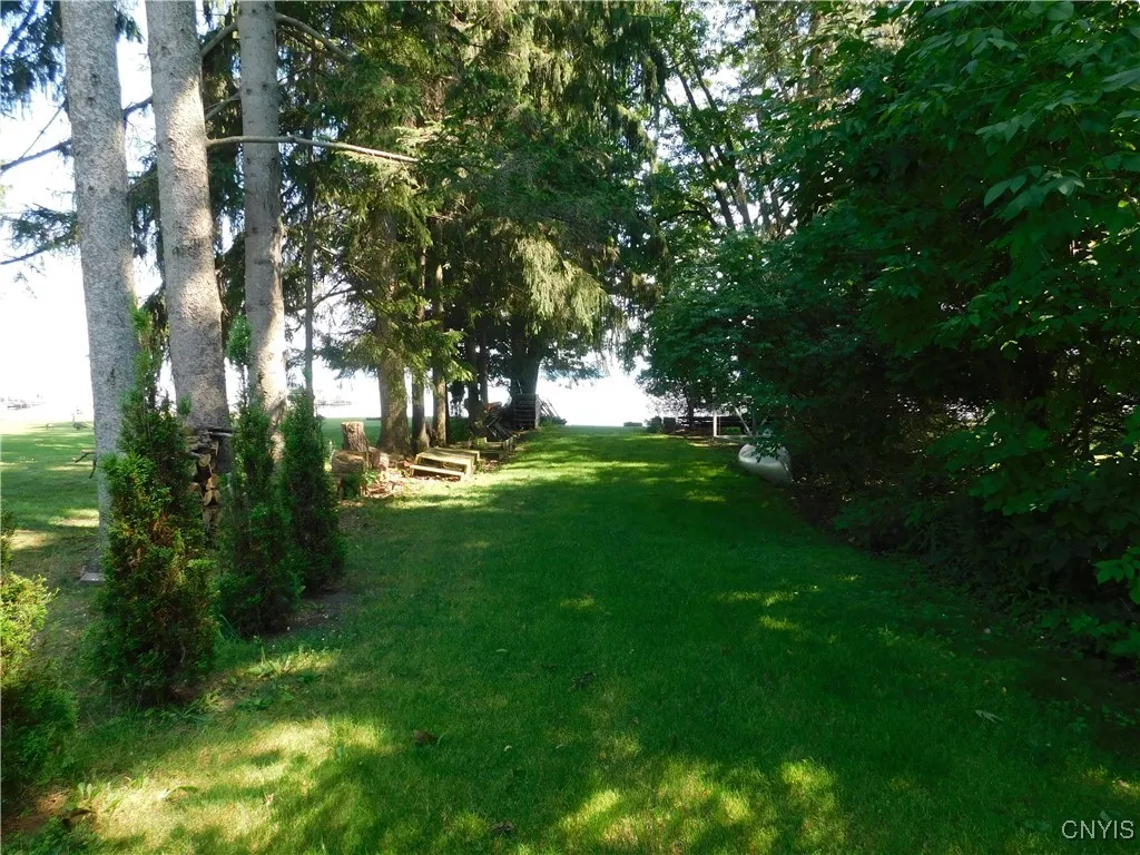 WALKWAY TO WATERFRONT