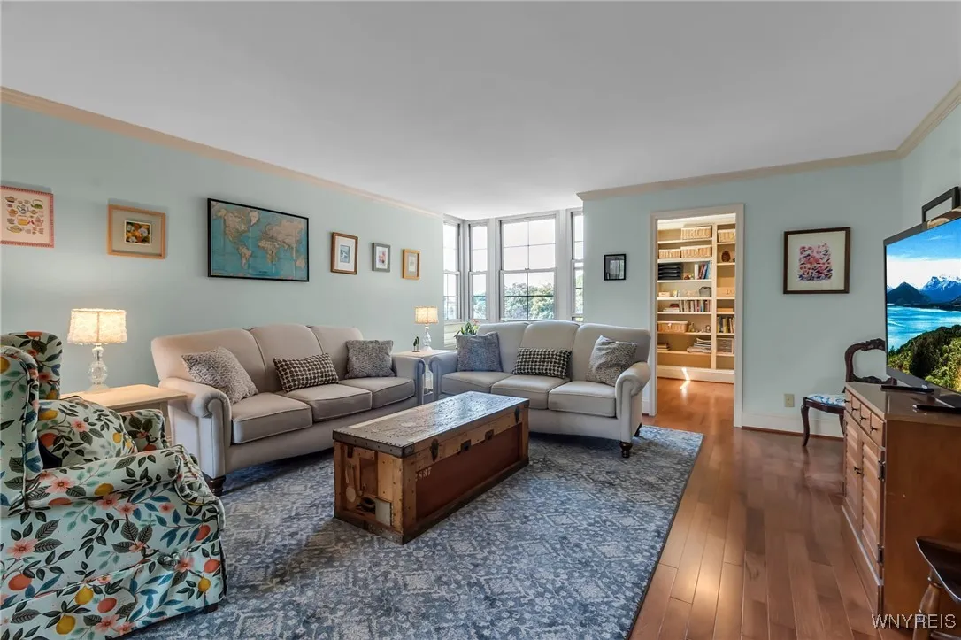 751 West Ferry #4cd 4cd, Buffalo, New York 14222, Buffalo, New York 14222, 2 Bedrooms Bedrooms, 6 Rooms Rooms,2 BathroomsBathrooms,Residential,For Sale,751 West Ferry #4cd 4cd, Buffalo, New York 14222,B1623568