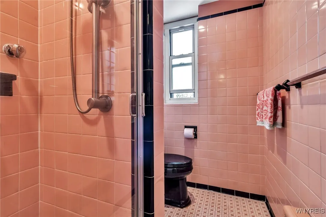 751 West Ferry #4cd 4cd, Buffalo, New York 14222, Buffalo, New York 14222, 2 Bedrooms Bedrooms, 6 Rooms Rooms,2 BathroomsBathrooms,Residential,For Sale,751 West Ferry #4cd 4cd, Buffalo, New York 14222,B1623568