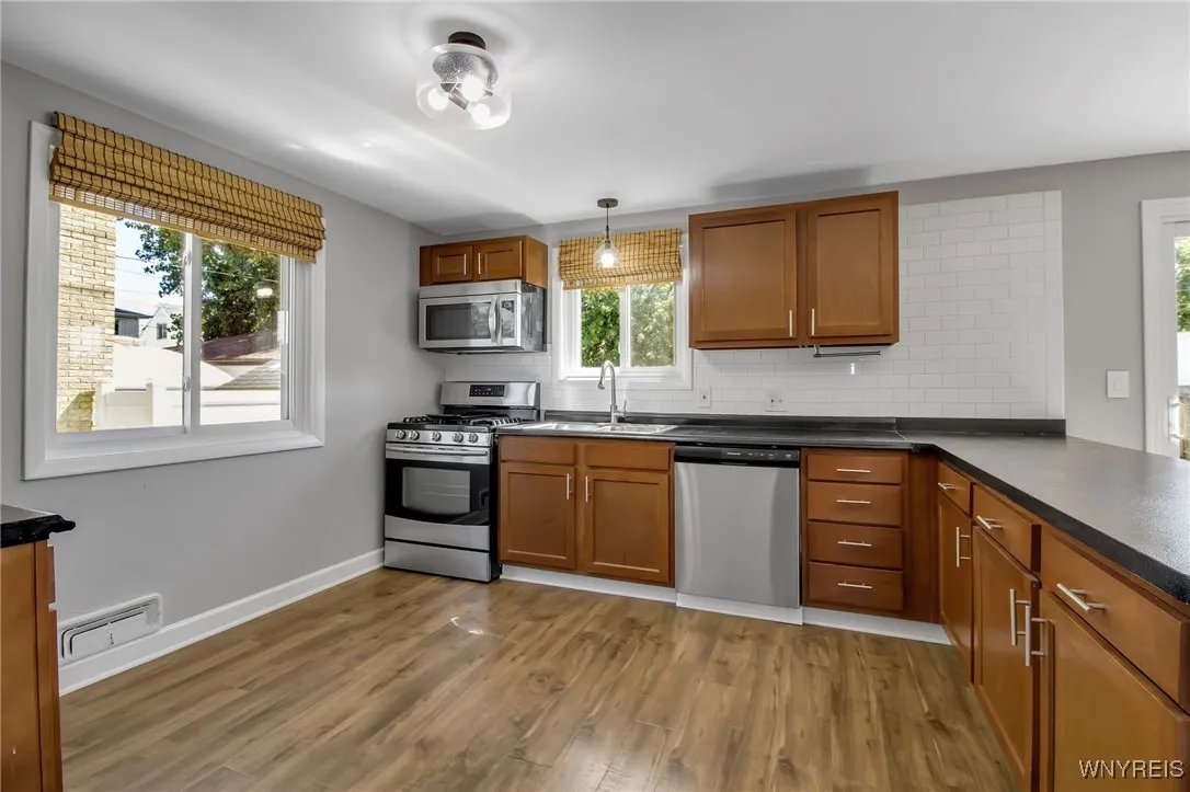 Brand new dishwasher!\r\n