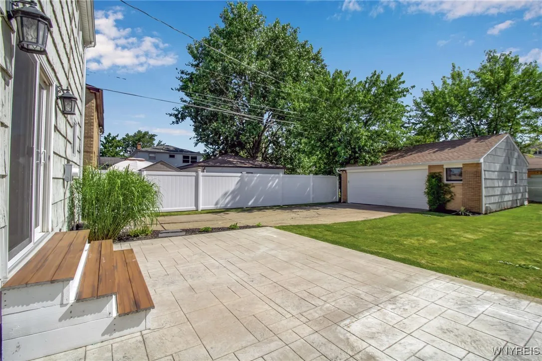 32 Wellington Road, Cheektowaga, New York 14225, Cheektowaga, New York 14225, 4 Bedrooms Bedrooms, 7 Rooms Rooms,2 BathroomsBathrooms,Residential,Closed,32 Wellington Road, Cheektowaga, New York 14225,0,B1622655