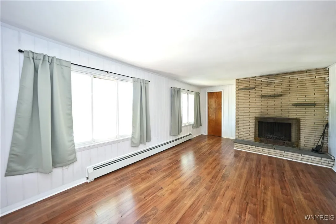 2nd floor living room