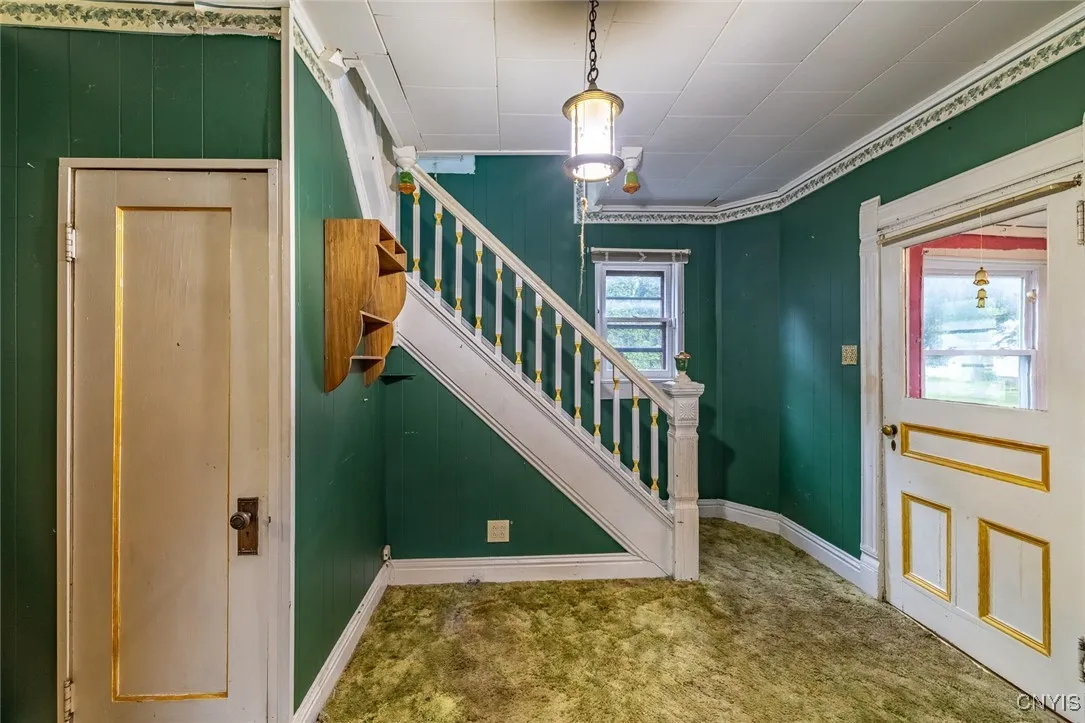 129 South Central Avenue, Manlius, New York 13116, Manlius, New York 13116, 3 Bedrooms Bedrooms, 10 Rooms Rooms,1 BathroomBathrooms,Residential,Closed,129 South Central Avenue, Manlius, New York 13116,0,S1624111