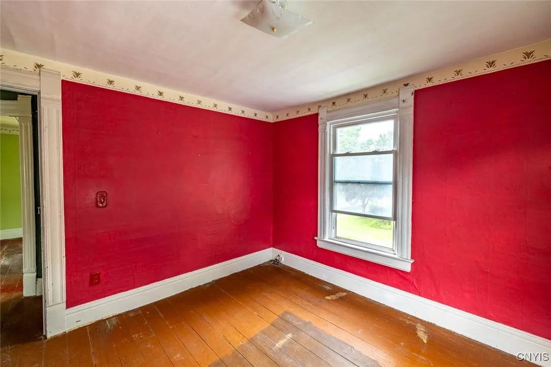 129 South Central Avenue, Manlius, New York 13116, Manlius, New York 13116, 3 Bedrooms Bedrooms, 10 Rooms Rooms,1 BathroomBathrooms,Residential,Closed,129 South Central Avenue, Manlius, New York 13116,0,S1624111