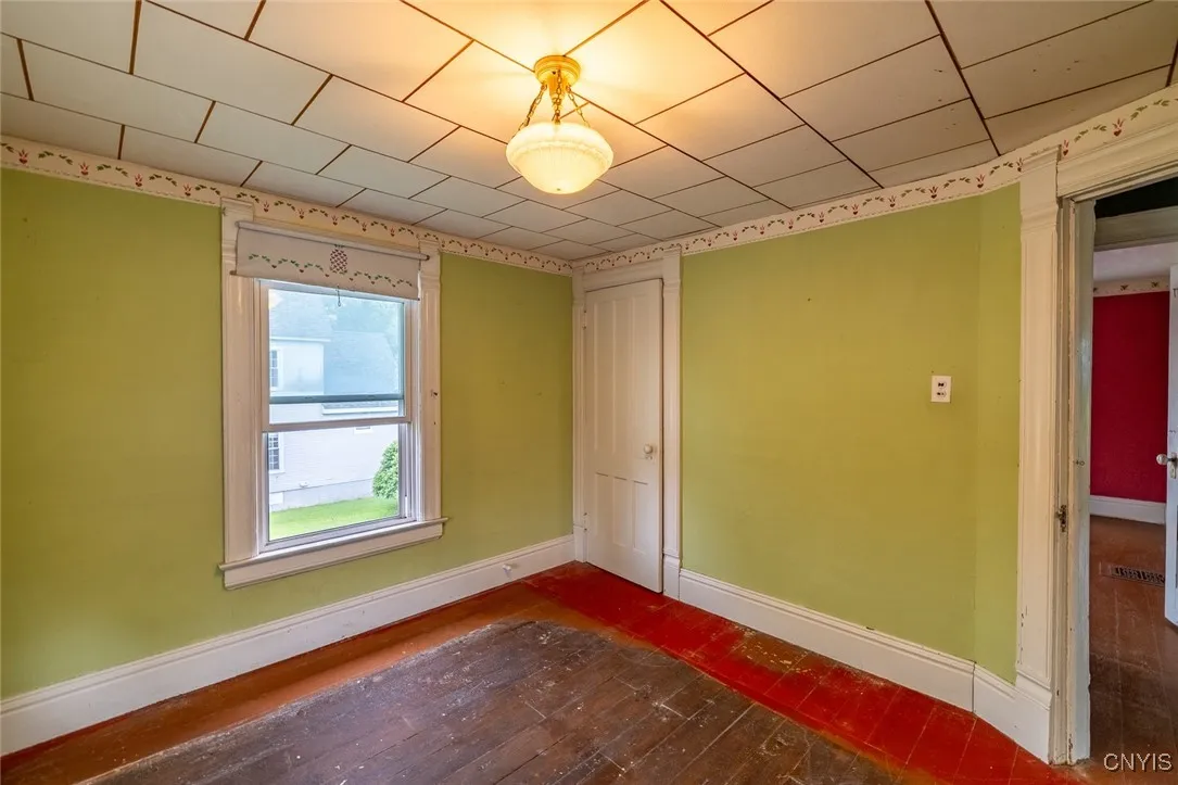 129 South Central Avenue, Manlius, New York 13116, Manlius, New York 13116, 3 Bedrooms Bedrooms, 10 Rooms Rooms,1 BathroomBathrooms,Residential,Closed,129 South Central Avenue, Manlius, New York 13116,0,S1624111