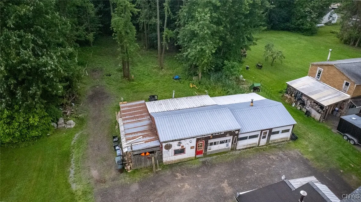 129 South Central Avenue, Manlius, New York 13116, Manlius, New York 13116, 3 Bedrooms Bedrooms, 10 Rooms Rooms,1 BathroomBathrooms,Residential,Closed,129 South Central Avenue, Manlius, New York 13116,0,S1624111