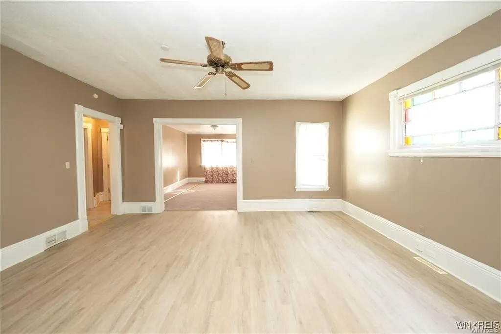 214 West Ferry Street N, Buffalo, New York 14213, Buffalo, New York 14213, 5 Bedrooms Bedrooms, ,2 BathroomsBathrooms,Residential,For Sale,214 West Ferry Street N, Buffalo, New York 14213,B1624157