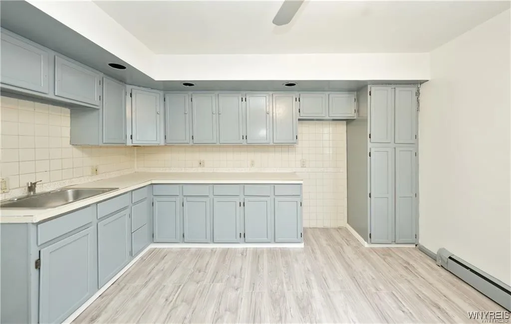 214 West Ferry Street N, Buffalo, New York 14213, Buffalo, New York 14213, 5 Bedrooms Bedrooms, ,2 BathroomsBathrooms,Residential,For Sale,214 West Ferry Street N, Buffalo, New York 14213,B1624157