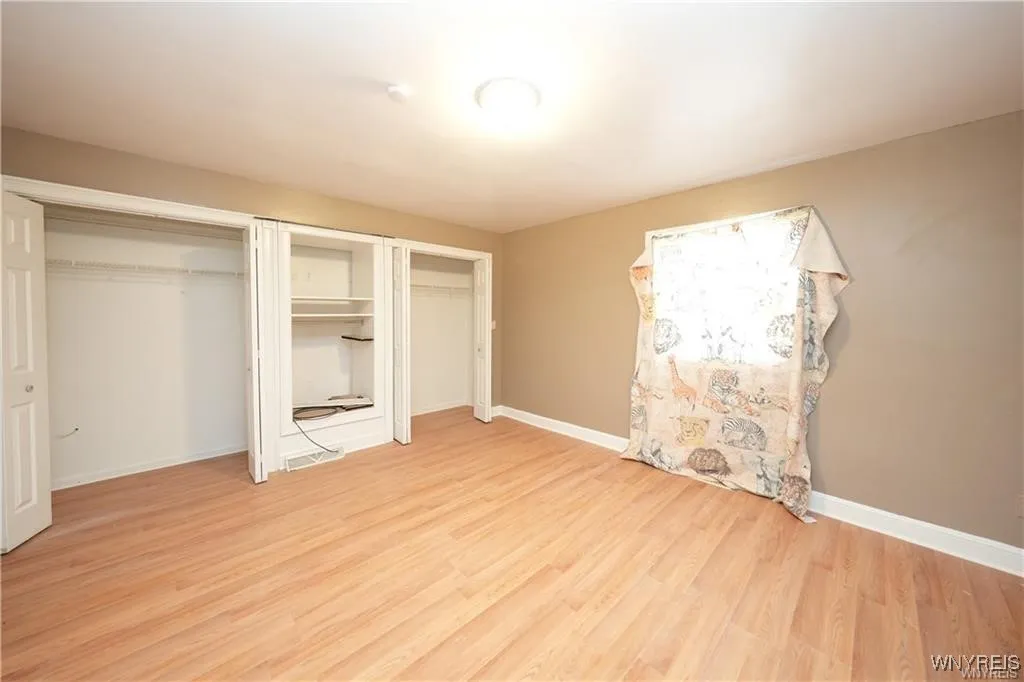 214 West Ferry Street N, Buffalo, New York 14213, Buffalo, New York 14213, 5 Bedrooms Bedrooms, ,2 BathroomsBathrooms,Residential,For Sale,214 West Ferry Street N, Buffalo, New York 14213,B1624157