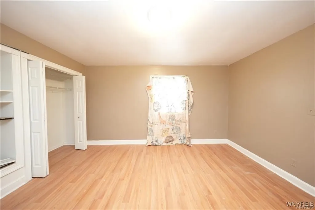214 West Ferry Street N, Buffalo, New York 14213, Buffalo, New York 14213, 5 Bedrooms Bedrooms, ,2 BathroomsBathrooms,Residential,For Sale,214 West Ferry Street N, Buffalo, New York 14213,B1624157