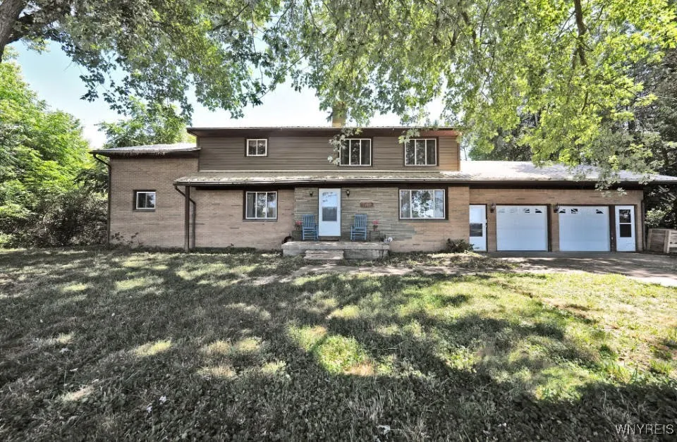 3467 Hickman Road, Eden, New York 14057, Eden, New York 14057, 6 Bedrooms Bedrooms, 15 Rooms Rooms,3 BathroomsBathrooms,Residential,For Sale,3467 Hickman Road, Eden, New York 14057,0,B1623529