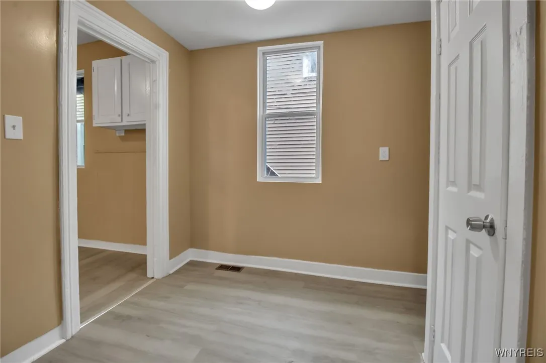 166 Vermont Street, Buffalo, New York 14213, Buffalo, New York 14213, 6 Bedrooms Bedrooms, ,2 BathroomsBathrooms,Residential,For Sale,166 Vermont Street, Buffalo, New York 14213,B1623491