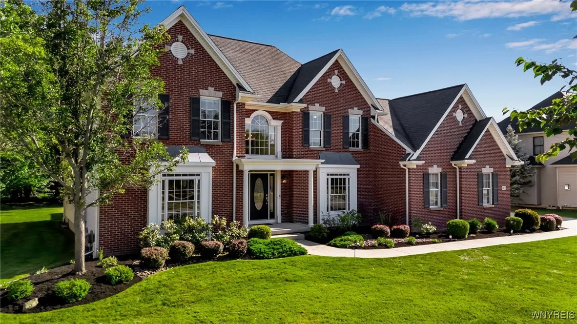 110 Via Foresta Lane, Amherst, New York 14221, Amherst, New York 14221, 5 Bedrooms Bedrooms, 11 Rooms Rooms,2 BathroomsBathrooms,Residential,Closed,110 Via Foresta Lane, Amherst, New York 14221,0,B1624140