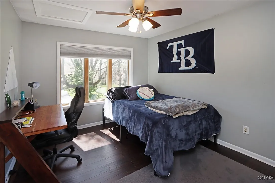 8228 Verbeck Drive, Manlius, New York 13104, Manlius, New York 13104, 4 Bedrooms Bedrooms, 10 Rooms Rooms,2 BathroomsBathrooms,Residential,Closed,8228 Verbeck Drive, Manlius, New York 13104,S1624113