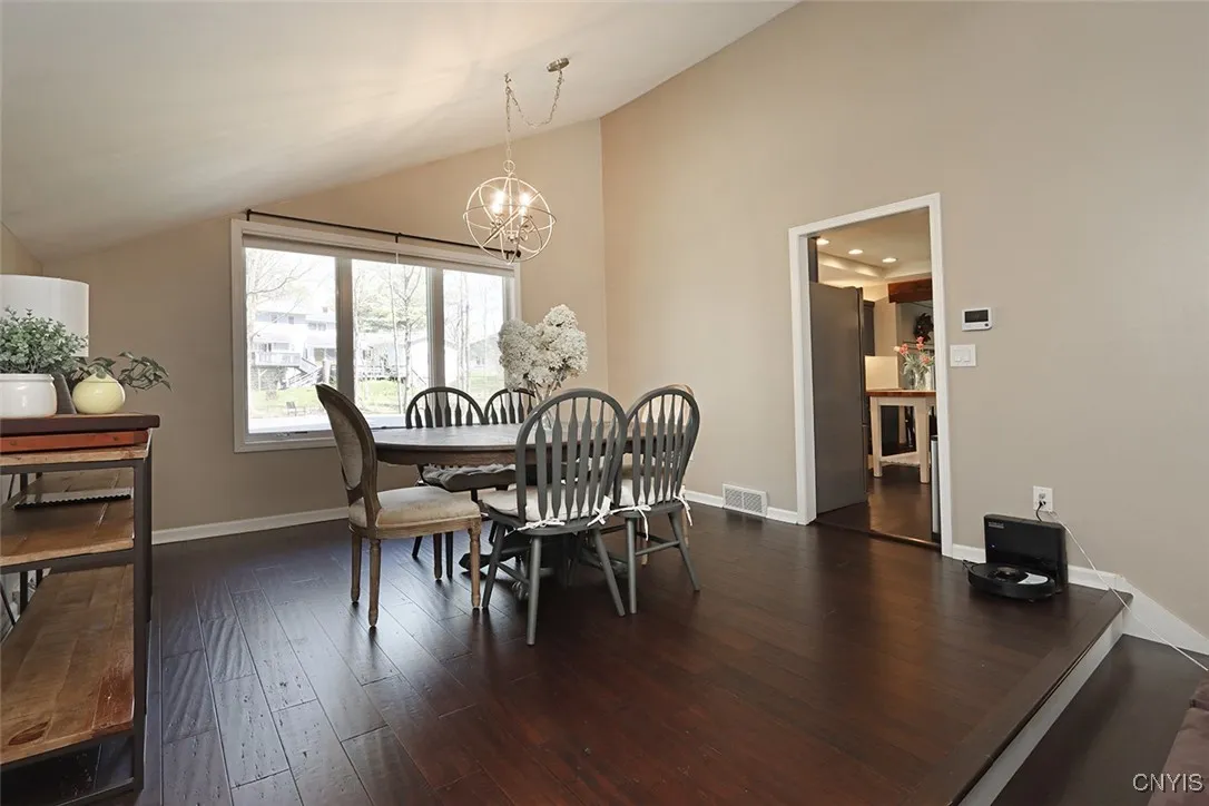 8228 Verbeck Drive, Manlius, New York 13104, Manlius, New York 13104, 4 Bedrooms Bedrooms, 10 Rooms Rooms,2 BathroomsBathrooms,Residential,Closed,8228 Verbeck Drive, Manlius, New York 13104,S1624113